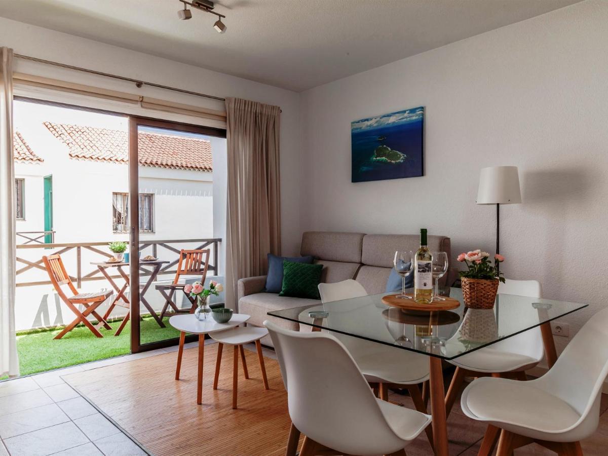 Blue Waters Apartment With Heated Pool Costa Del Silencio Eksteriør bilde
