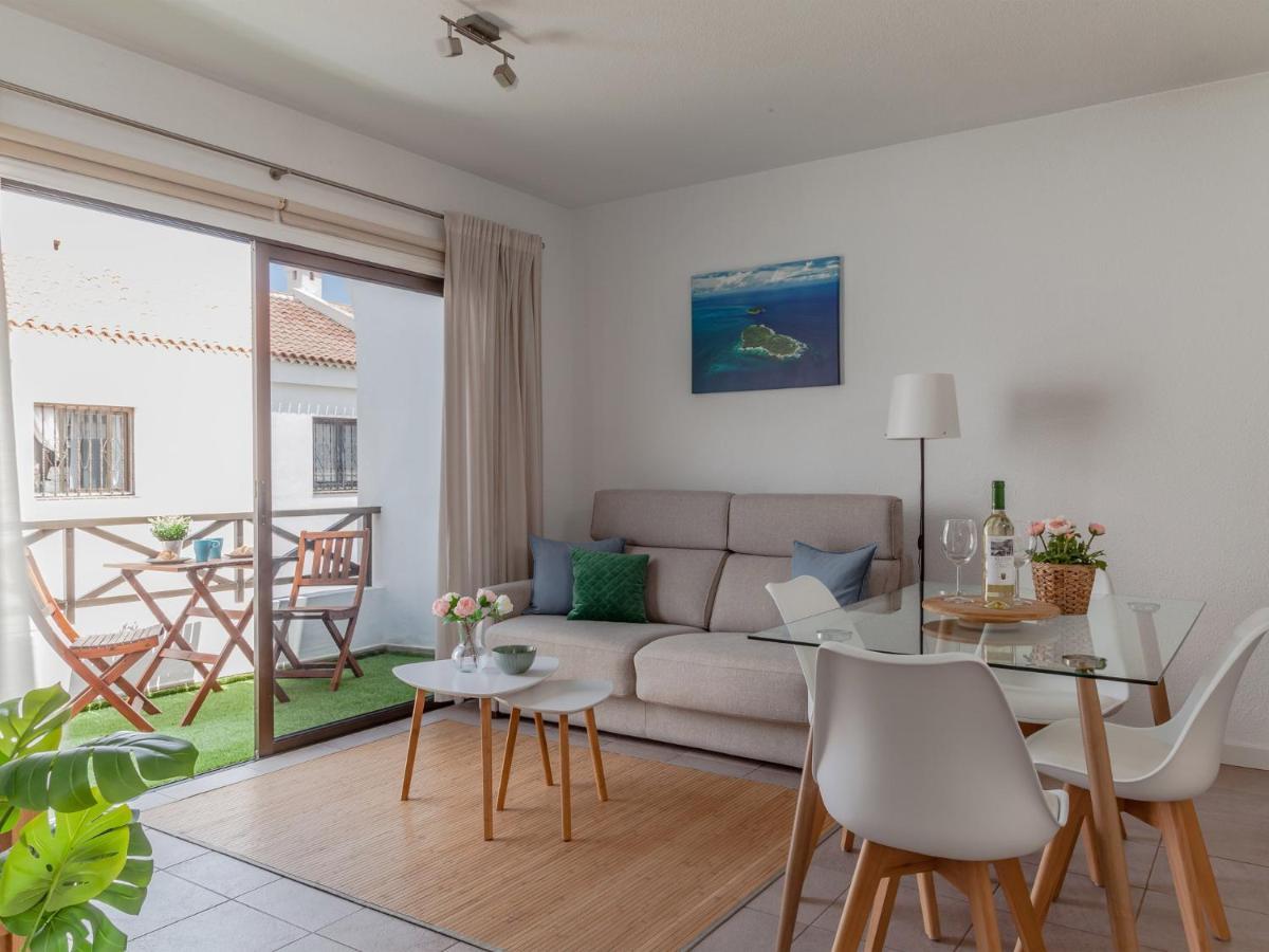 Blue Waters Apartment With Heated Pool Costa Del Silencio Eksteriør bilde
