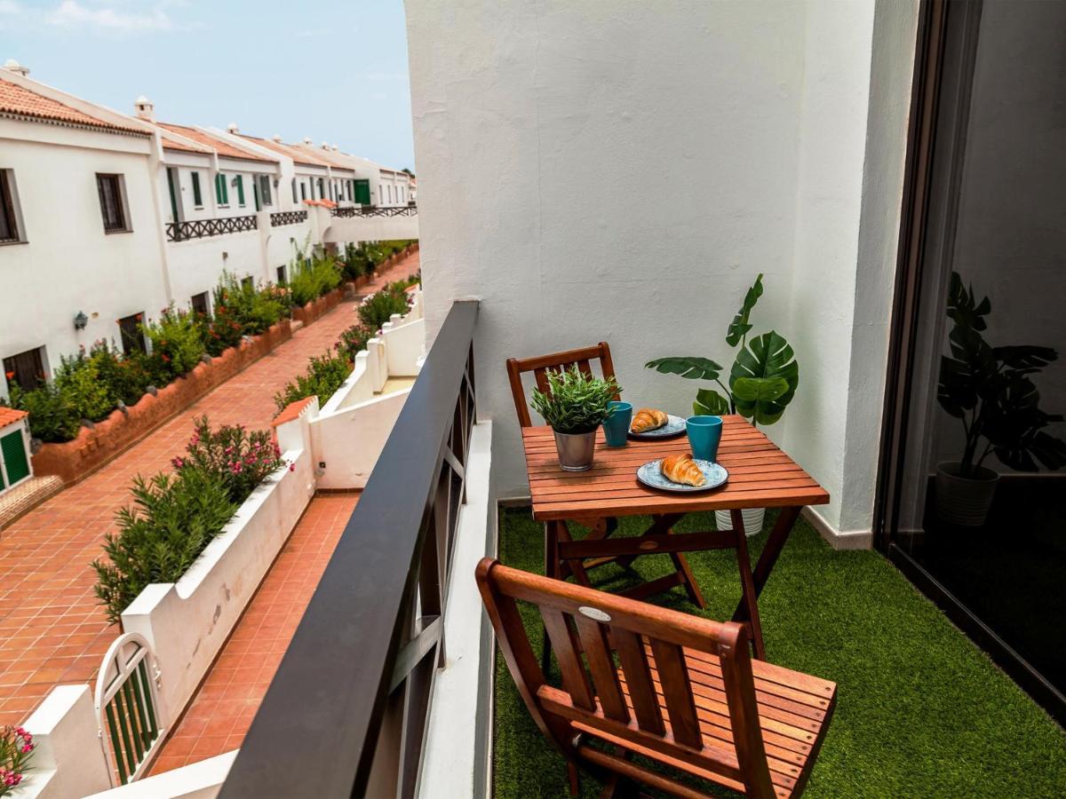 Blue Waters Apartment With Heated Pool Costa Del Silencio Eksteriør bilde